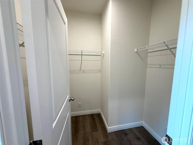 45332 Limestone St, Concrete, WA 98237 - walk in closet featuring dark wood-style floors