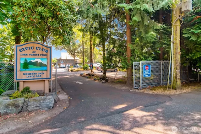 18328 15th Pl NE, Shoreline, WA 98155 - view of road