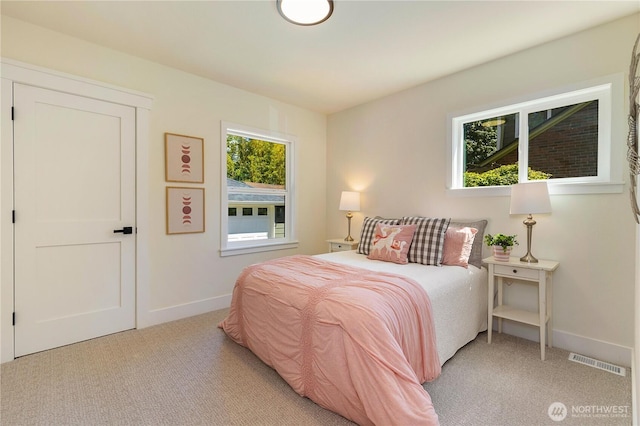 3430 42nd Ave SW, Seattle, WA 98116 - bedroom featuring light carpet