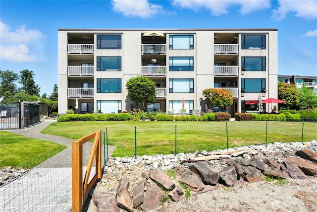9717 NE Juanita Dr Unit 101, Kirkland, WA 98034 - view of apartment building / complex