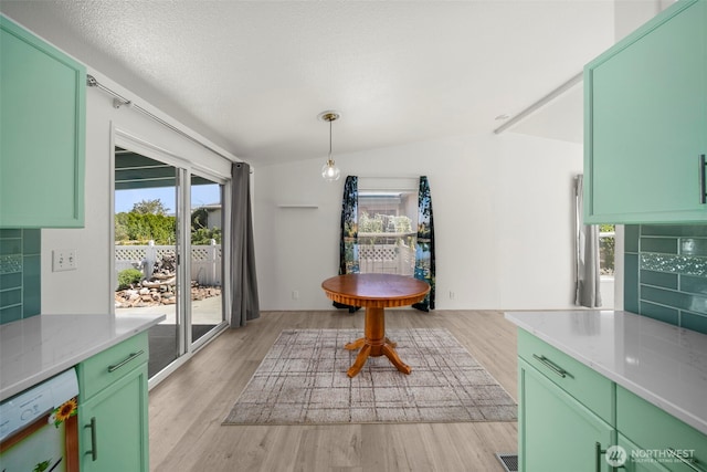 1809 Heritage Hvn, Wenatchee, WA 98801 - dining space featuring light wood finished floors