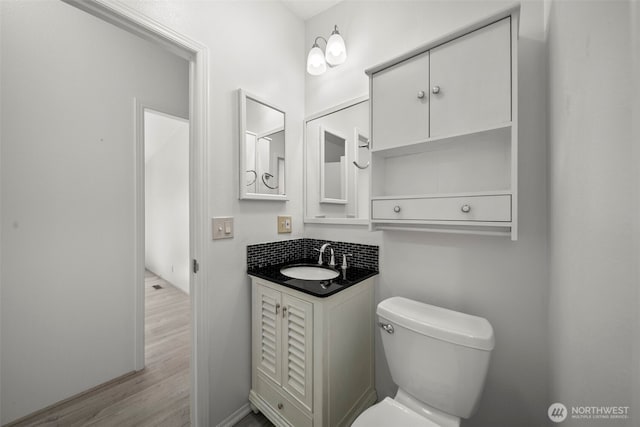 1809 Heritage Hvn, Wenatchee, WA 98801 - bathroom featuring vanity and wood finished floors