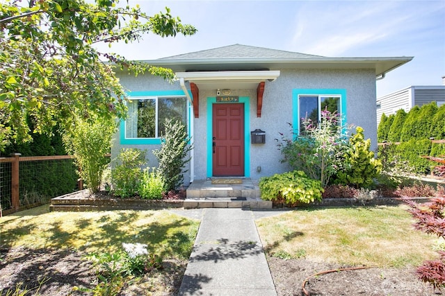 2427 Lincoln St, Bellingham, WA 98225 - entrance to property featuring stucco siding