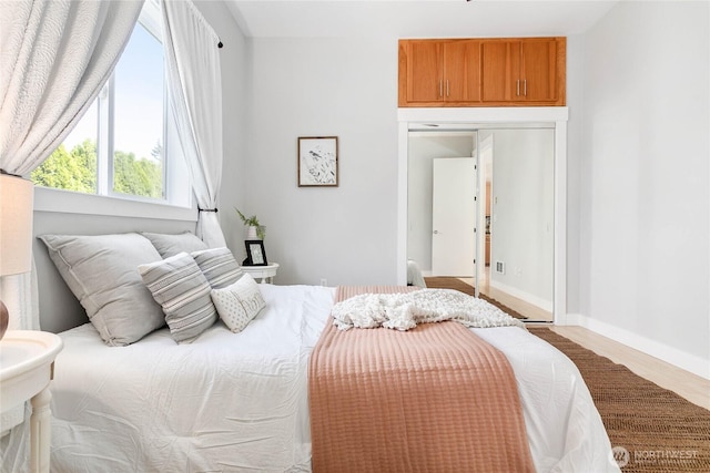 2427 Lincoln St, Bellingham, WA 98225 - view of bedroom