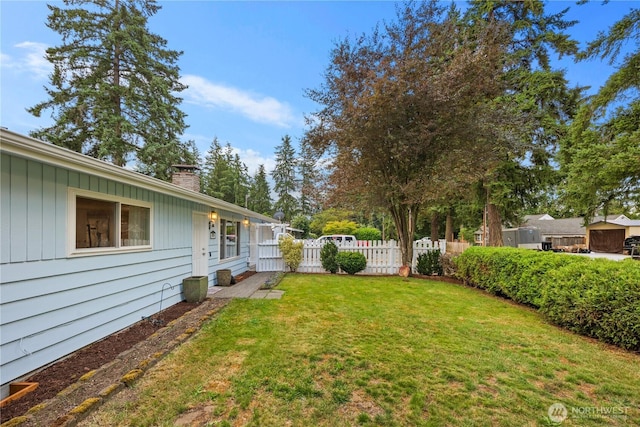 204 Duvall Ave SE, Renton, WA 98059 - view of yard