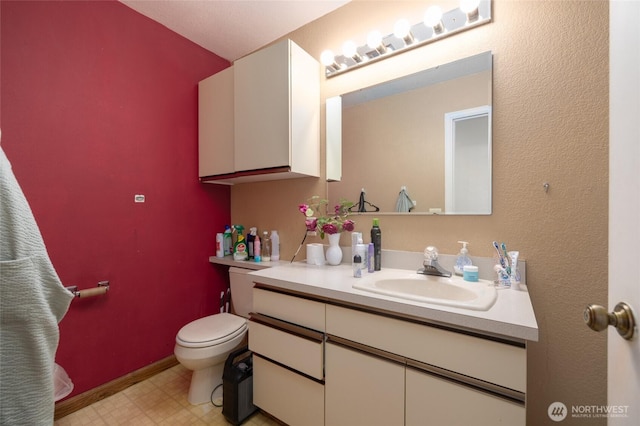 1710 E Highland Ave, Mount Vernon, WA 98273 - bathroom with vanity and tile patterned floors