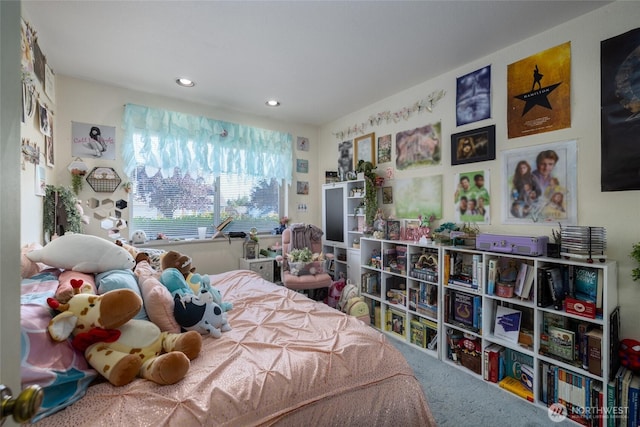 1710 E Highland Ave, Mount Vernon, WA 98273 - carpeted bedroom with recessed lighting