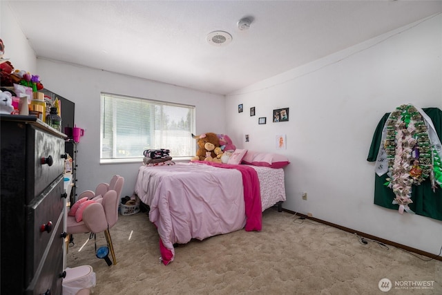 1710 E Highland Ave, Mount Vernon, WA 98273 - bedroom with carpet and baseboards