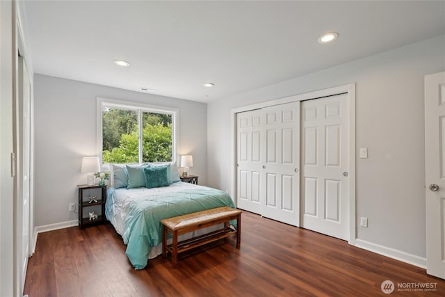 111 27th Ave S, Seattle, WA 98144 - bedroom with dark wood-style floors, a closet, and recessed lighting