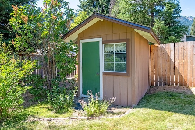 106 River St, Leavenworth, WA 98826 - view of shed featuring a fenced backyard