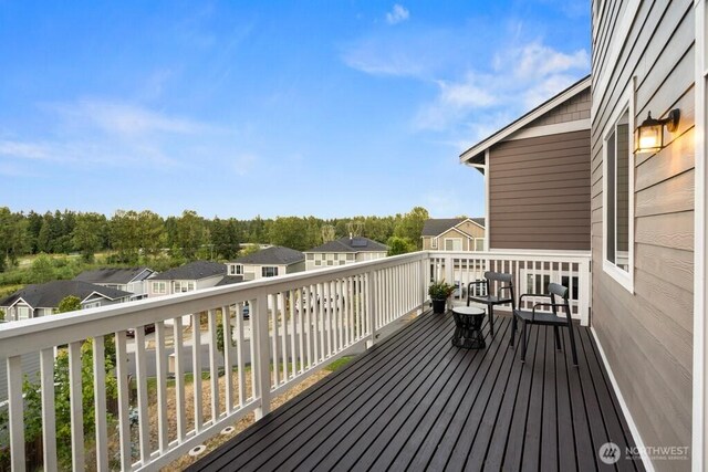 19042 123rd Ave SE, Renton, WA 98058 - wooden terrace featuring a residential view