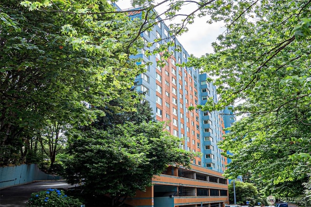 1400 Hubbell Pl Unit 909, Seattle, WA 98101 - view of apartment building / complex
