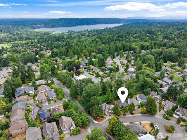 5044 157th Ct NE, Redmond, WA 98052 - aerial view of residential area featuring a large body of water