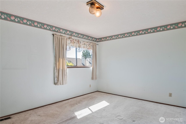 17 Jeffery Pl, Longview, WA 98632 - carpeted empty room with baseboards
