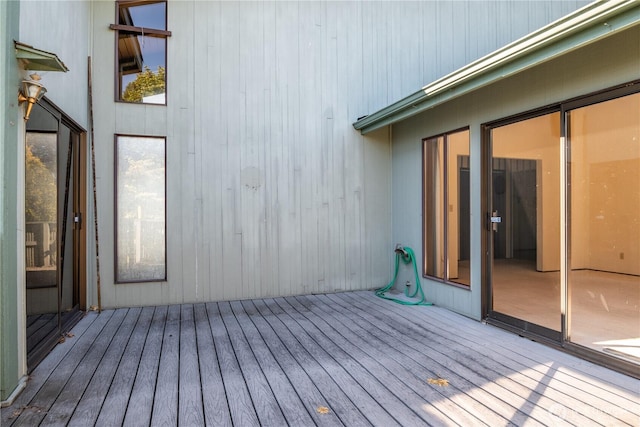 17 Jeffery Pl, Longview, WA 98632 - view of wooden deck