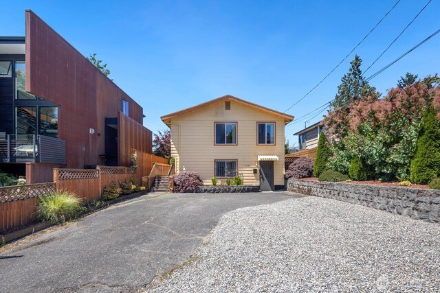 3235 33rd Ave S, Seattle, WA 98144 - view of front facade with driveway