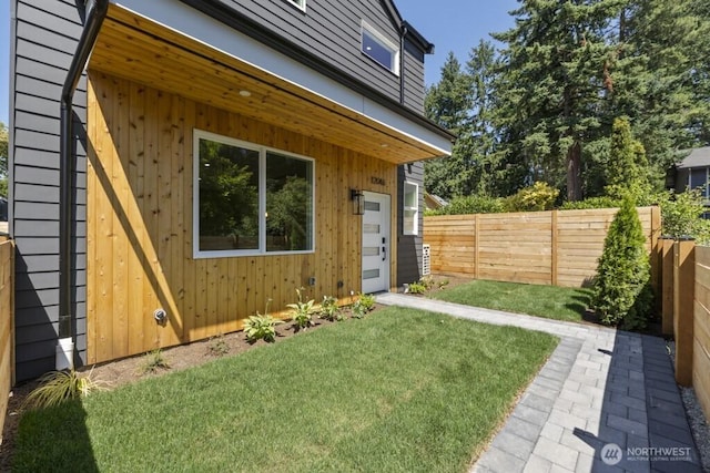 12046 5th Ave NE, Seattle, WA 98125 - view of fenced backyard