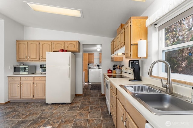 804 E Wapato Ave, Chelan, WA 98816 - photo 20