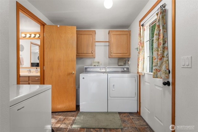 804 E Wapato Ave, Chelan, WA 98816 - photo 22