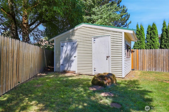 11950 SE 253rd St, Kent, WA 98030 - view of shed with a fenced backyard