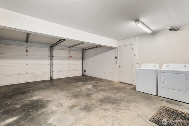 4133 23rd Ave SW, Seattle, WA 98106 - garage with washing machine and dryer