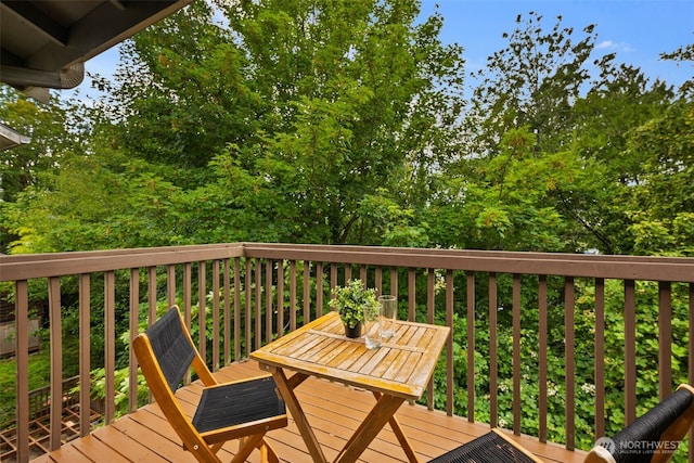 4133 23rd Ave SW, Seattle, WA 98106 - view of wooden terrace