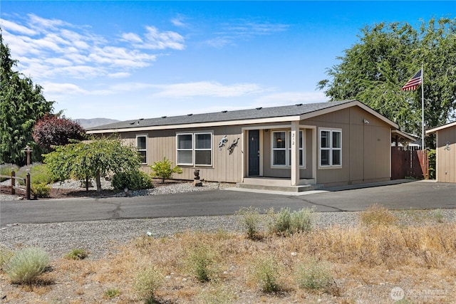 312 W Buttercup Ln, Mattawa, WA 99349 - photo 3