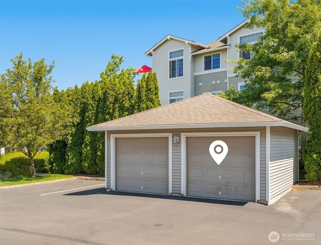 6409 Hazel Ln SE Unit H, Auburn, WA 98092 - view of detached garage