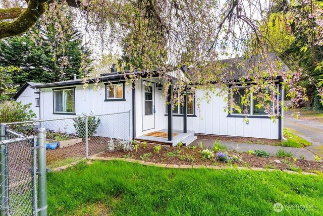 1501 58th Ave NE, Tacoma, WA 98422 - view of ranch-style home