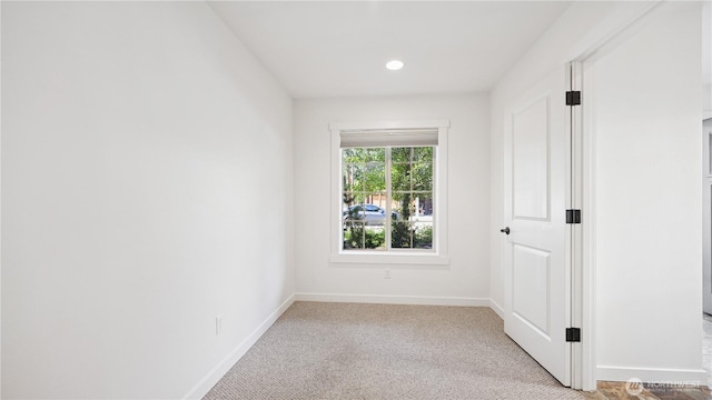 208 Sagebrook Ln, Cle Elum, WA 98922 - empty room featuring light colored carpet and recessed lighting