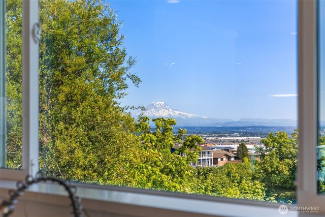 1422 Browns Point Blvd, Tacoma, WA 98422 - view of mountain background