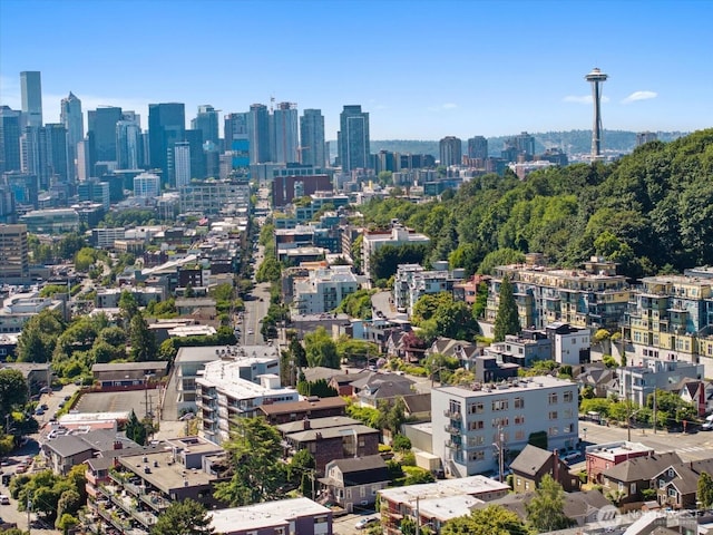 2035 Waverly Pl N, Seattle, WA 98109 - view of city skyline