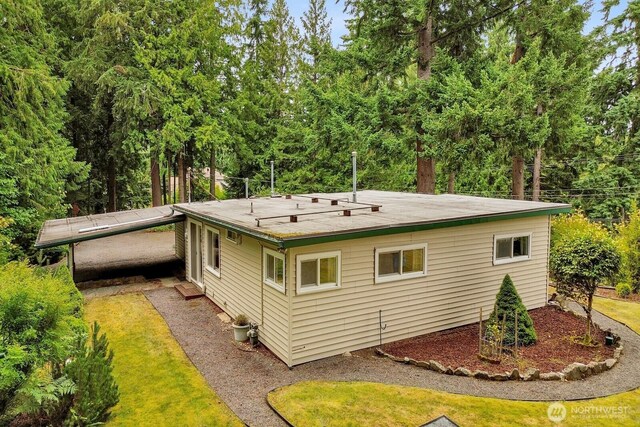 4210 Lakeway Dr, Bellingham, WA 98229 - rear view of property with a yard