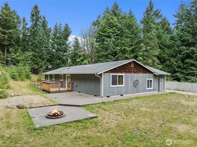 19221 Patterson Rd E, Orting, WA 98360 - view of front of home featuring an outdoor fire pit, a deck, and a patio