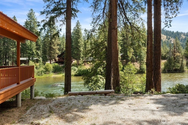 18725 River Rd, Leavenworth, WA 98826 - view of yard featuring a water view