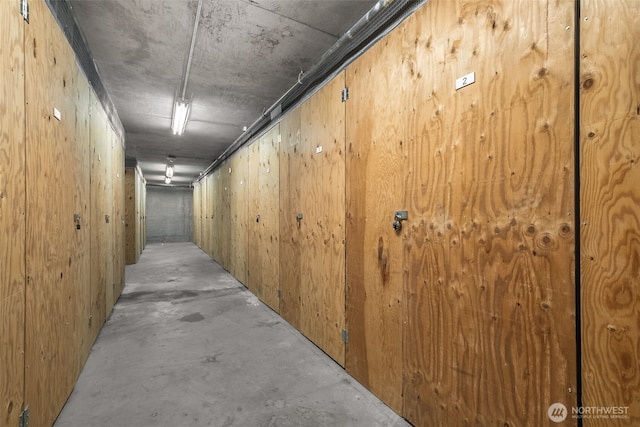 2607 Western Ave Unit 655, Seattle, WA 98121 - hallway featuring unfinished concrete flooring