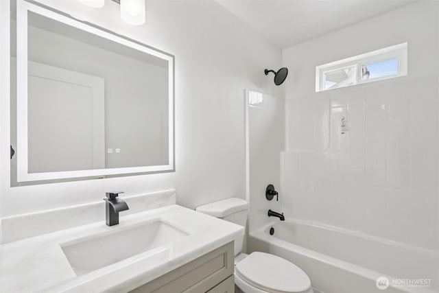 3102 44th Ave NE, Tacoma, WA 98422 - full bath with vanity and shower / bath combination