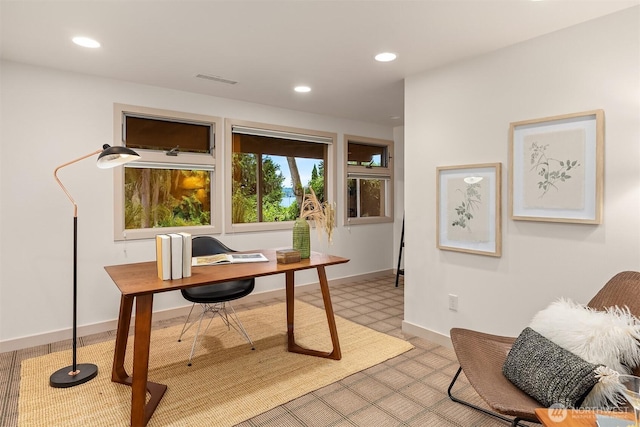 4148 Boulevard Pl, Mercer Island, WA 98040 - office area featuring light floors and recessed lighting