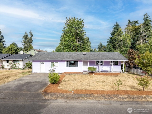 900 Dundee Rd NW, Olympia, WA 98502 - ranch-style home featuring covered porch and concrete driveway