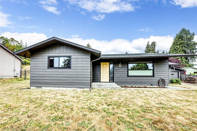 1121 W 12th St, Port Angeles, WA 98363 - single story home featuring a front lawn