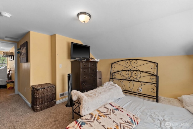 658 Okanogan Ave, Wenatchee, WA 98801 - bedroom featuring carpet flooring and lofted ceiling