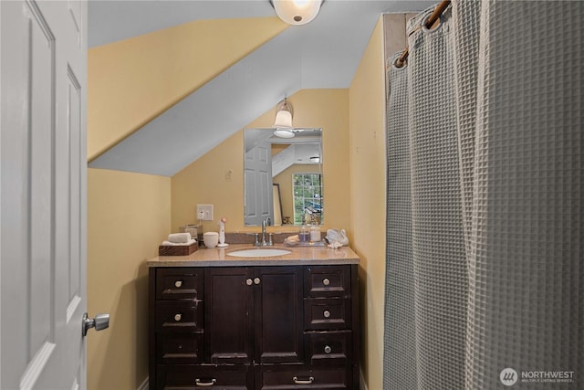 658 Okanogan Ave, Wenatchee, WA 98801 - full bathroom featuring vanity and lofted ceiling