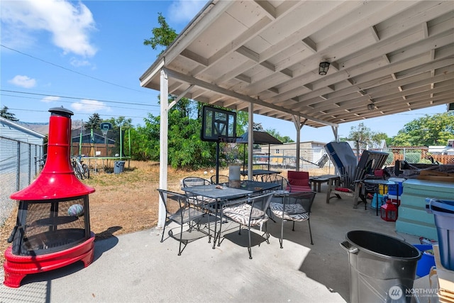 658 Okanogan Ave, Wenatchee, WA 98801 - view of patio / terrace featuring a trampoline and outdoor dining area