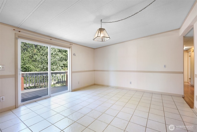 15932 427th Ave SE, Gold Bar, WA 98251 - empty room with wainscoting and a textured ceiling