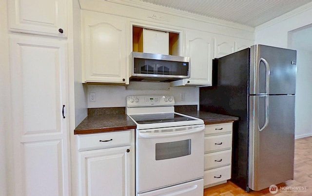 3935 NE Fairway Ln Unit 2E, Bremerton, WA 98312 - photo 2