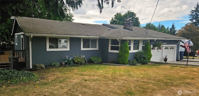 31505 46th Ave S, Auburn, WA 98001 - ranch-style house featuring an attached garage, a chimney, and a front yard