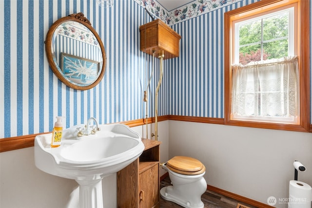 3517 Frogs Leap Ln NE, Olympia, WA 98506 - bathroom with wallpapered walls and toilet