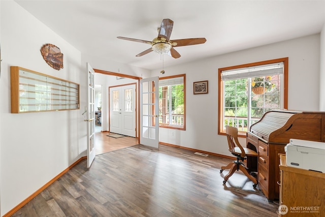 3517 Frogs Leap Ln NE, Olympia, WA 98506 - entryway with wood finished floors and ceiling fan
