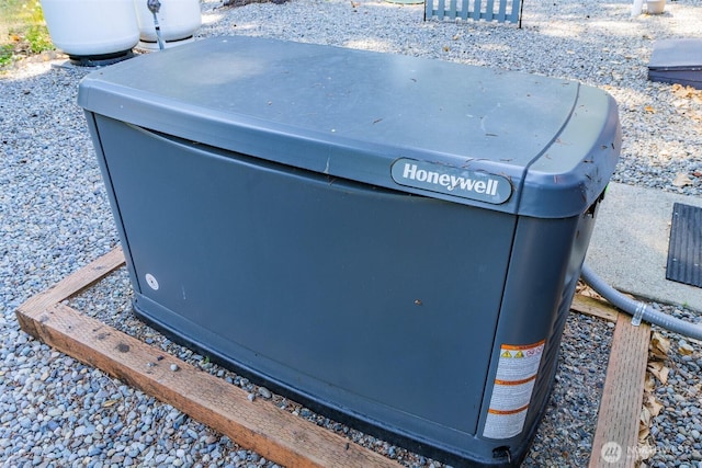 17701 Vine Ln SE, Yelm, WA 98597 - exterior view of a power unit and heating fuel tank