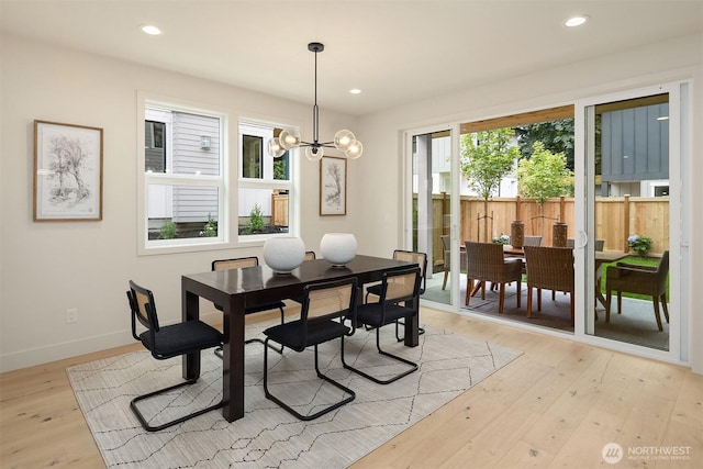 819 18th Ave W, Kirkland, WA 98033 - dining area featuring light wood-type flooring, a chandelier, and recessed lighting